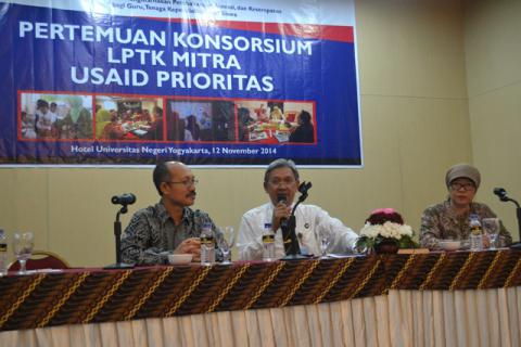 Pertemuan Konsorsium LPTK Mitra USAID PRIORITAS